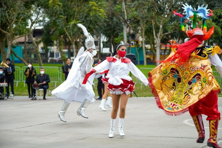 Disfruta de las actividades por nuestro 52 aniversario