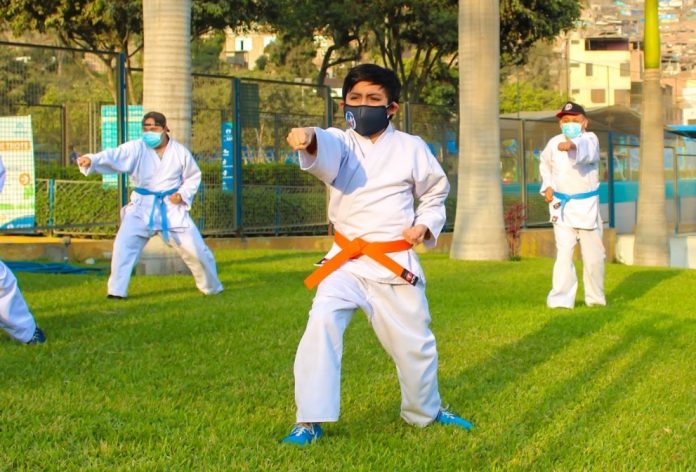 Escuela deportiva de karate