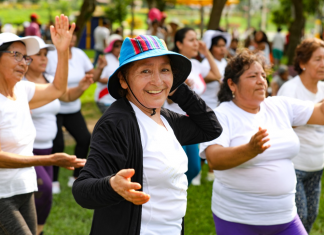 Adultos mayores celebrarán su día con actividades deportivas y recreativas en los clubes zonales Adultos mayores disfrutarán su día en los clubes zonales