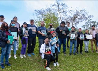 Semana de la Biblioteca Escolar: se realizó conversatorio de lectura con presencia de reconocido historiador y youtuber, Merlín Chambi Conversatorio a cargo de Merlín Chambi de la "Biblioteca de Merlín"