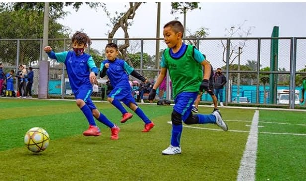 Escolares de colegios estatales de Lima Norte, Este y Sur ingresarán gratis a clubes metropolitanos para practicar deportes