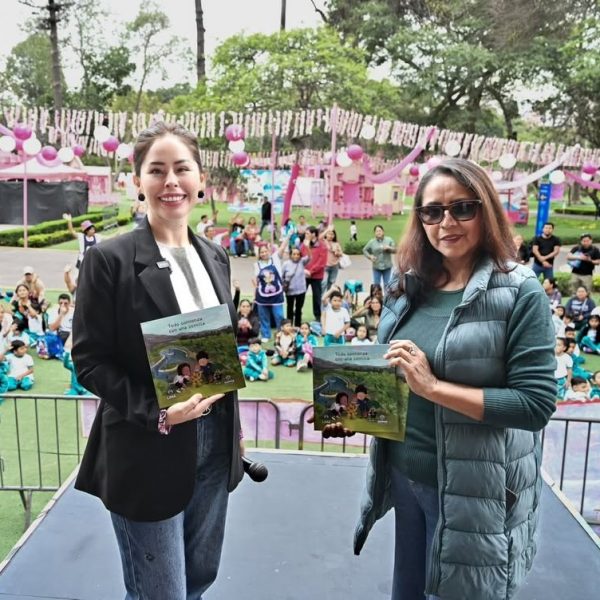 ALREDEDOR DE 100 NIÑOS CELEBRARON EL DÍA DE LA EDUCACIÓN INICIAL EN EL CIRCUITO MÁGICO DEL AGUA